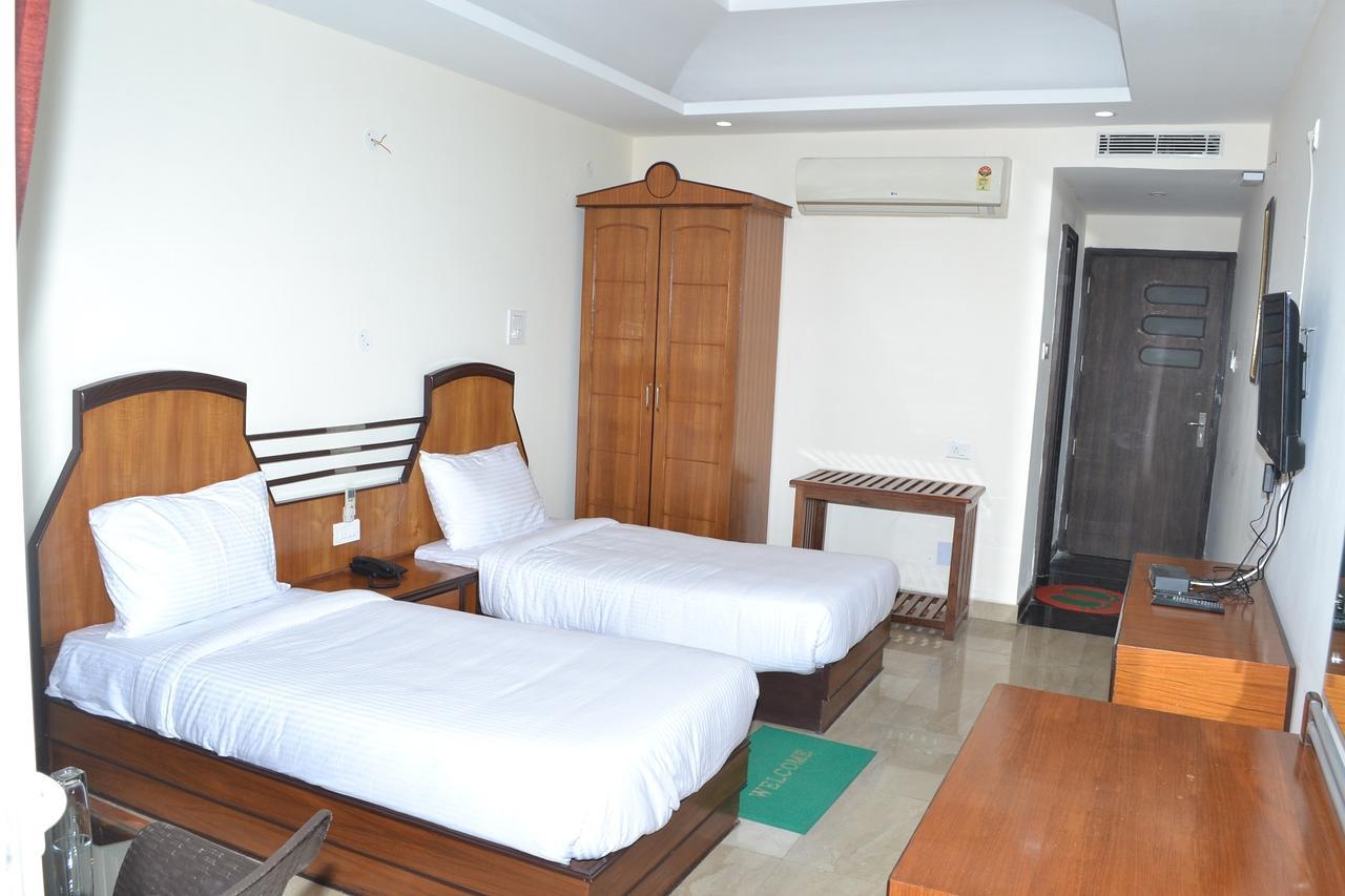 Chopra Residency Hotel Hamirpur Exterior photo